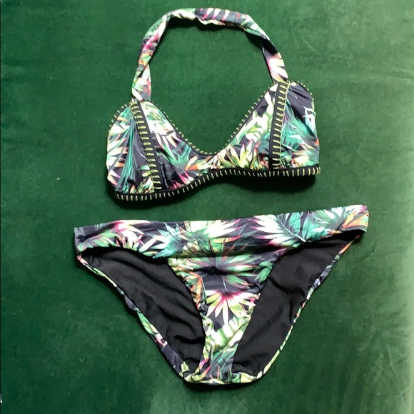 Lucky Brand Other - 💚 Lucky brand jungle print bikini